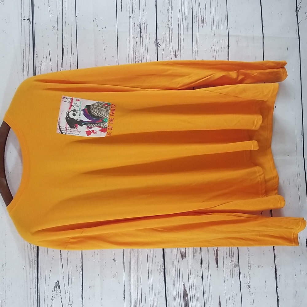 New 2X Graphic tee - Picture 6 of 8